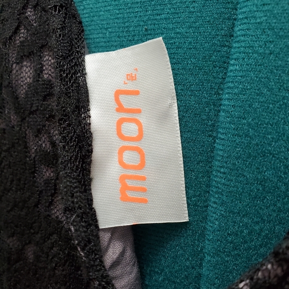 Moon Lace Dress - NWOT - Picture 5 of 6